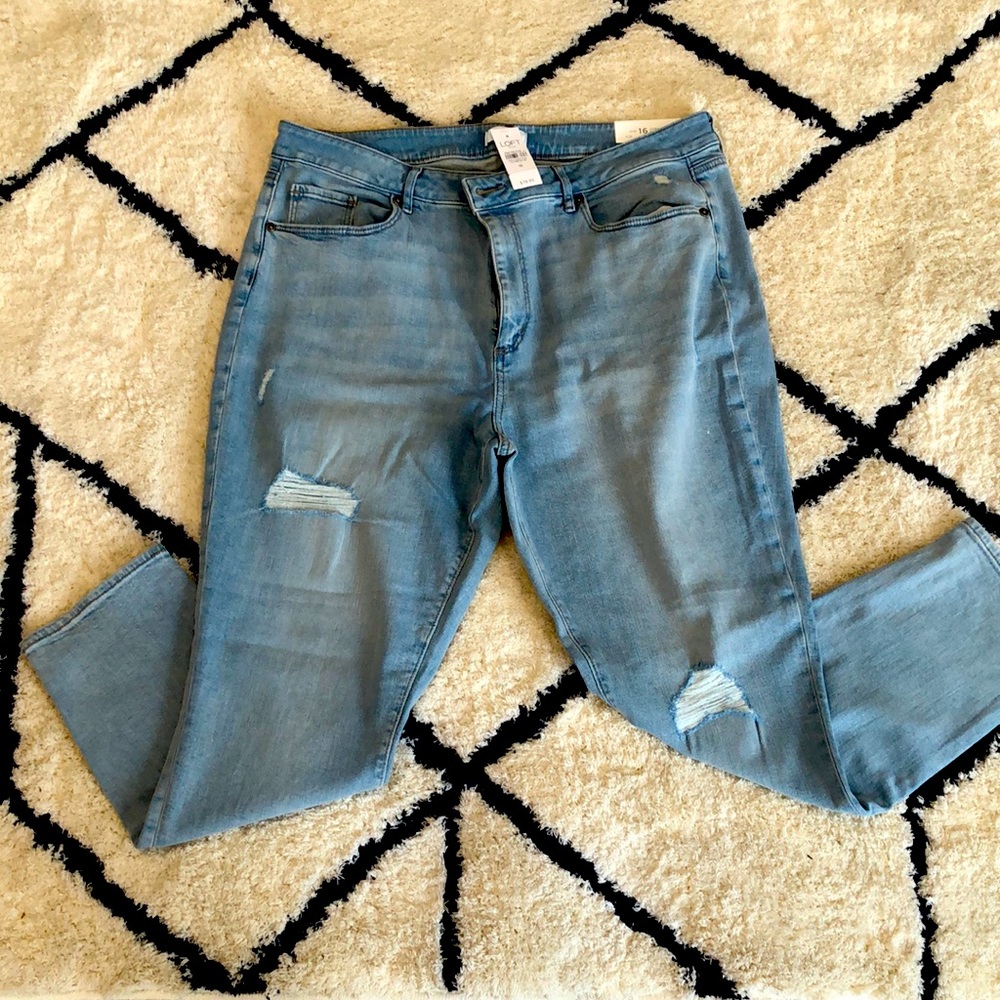 NWT - stonewashed jeans